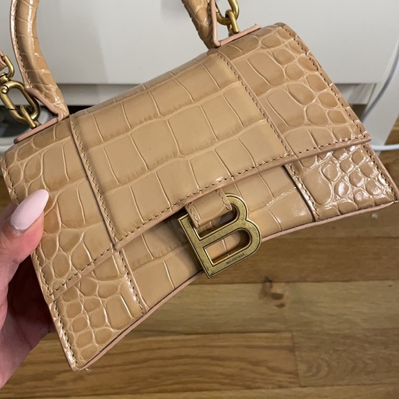 XS Hourglass Croc-Embossed Leather Top Handle Bag - Picture 4 of 6